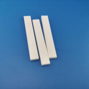 Alumina ceramic bar for high-performance tableware