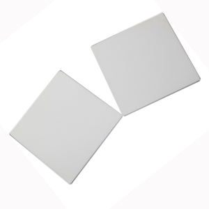 Alumina ceramic baking dish in use