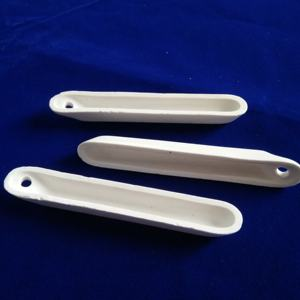 Alumina ceramic crucibles for high-temperature applications